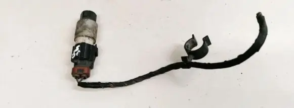 Ford Mondeo Mk III Air conditioning (A/C) pressure sensor 95BM19E561AA 95BM-19E561-AA