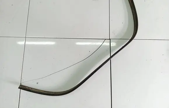 Ford Probe Under headlight/headlamp trim 