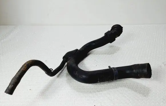 Audi A6 S6 C5 4B Engine coolant pipe/hose 4B0121101G