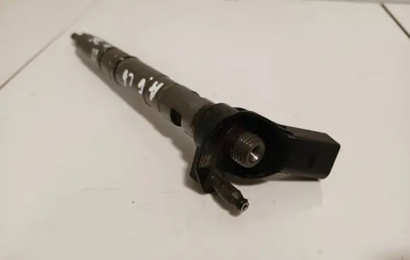 Audi A6 S6 C6 4F Fuel injector 059130277BE 0445116023 059130277C