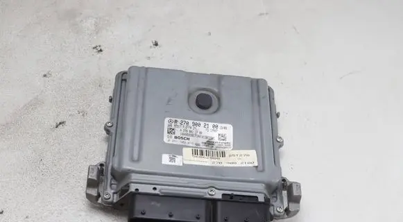 Mercedes-Benz CLA C117 X117 W117 Engine control unit/module A2709002100 0261S09816 A2709011700