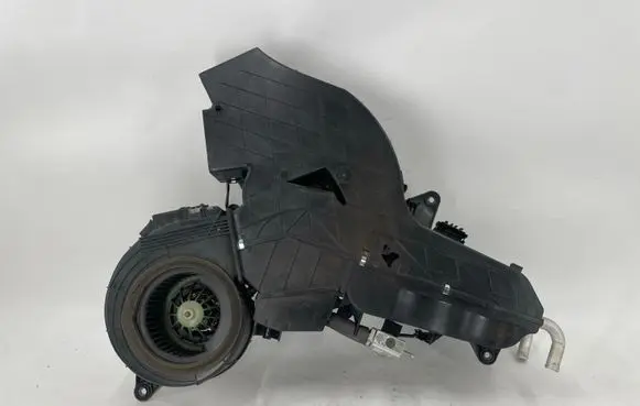 Mercedes-Benz Vito Viano W639 Interior heater climate box assembly housing A6398304460