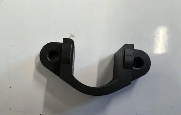 Mazda 3 II Fuel Injector clamp holder