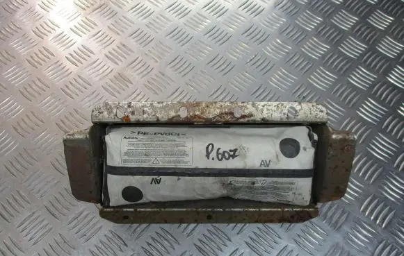 Peugeot 607 Steering wheel airbag