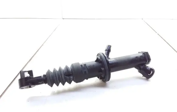 Renault Modus Clutch master cylinder 8200436137