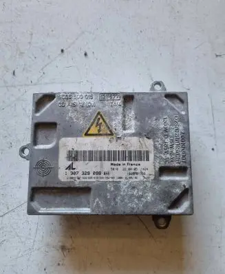 Volvo V50 Headlight ballast module Xenon 0035500015 1307329098