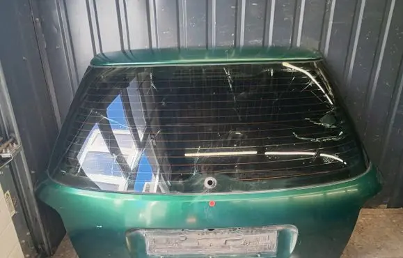 Audi A4 S4 B5 8D Tailgate/trunk/boot lid