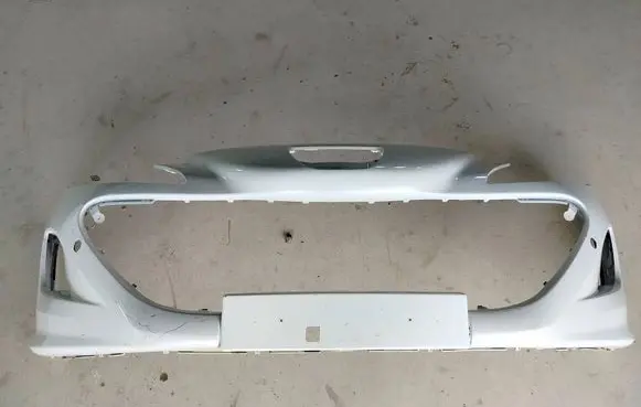Peugeot RCZ Front bumper YM21683580