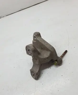 Honda CR-V Gearbox mounting bracket
