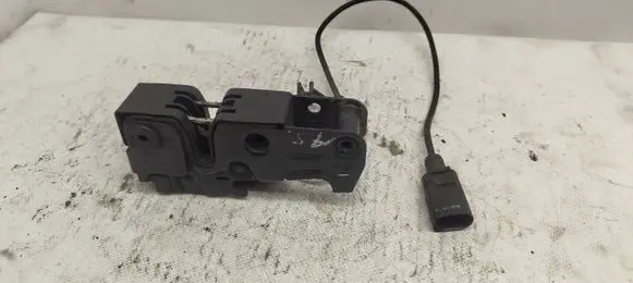 Audi A4 S4 B8 8K Engine bonnet/hood lock/catch 8K1823746