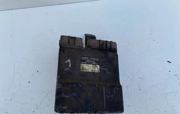 Toyota Corolla Verso E121 Fuel injection control unit/module 8987120030