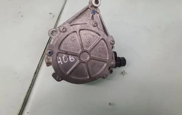 BMW 4 F32 F33 Vacuum pump 7622380 11667622380 11667640279