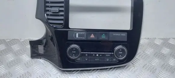 Mitsubishi Outlander Climate control unit 7820B062XA 8002B409 8002B294