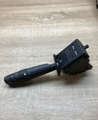 Citroen Xsara Picasso Indicator stalk 96251932ZL 34393001