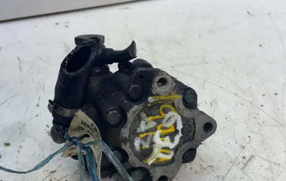 Volkswagen PASSAT B5.5 Power steering pump 7690955102 8D0145156T 54200110