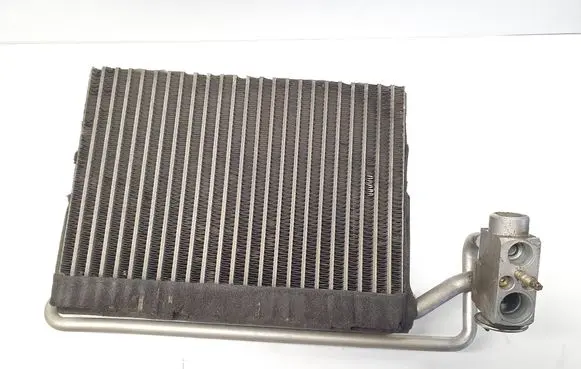 BMW 3 E46 Air conditioning (A/C) radiator (interior) 39802