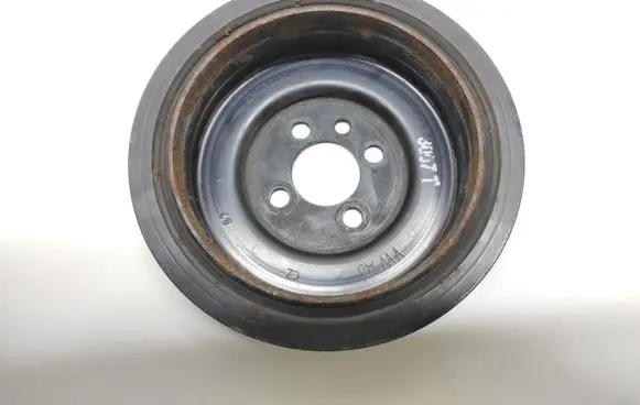 Skoda Octavia Mk2 (1Z) Crankshaft pulley 03G105243C