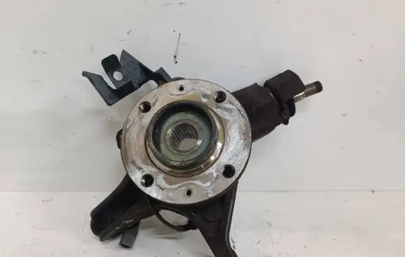 Citroen C4 II Front wheel hub