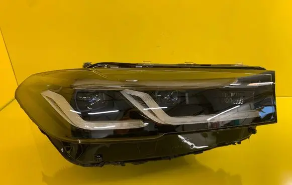 BMW 5 G30 G31 Headlight/headlamp 8082656-06