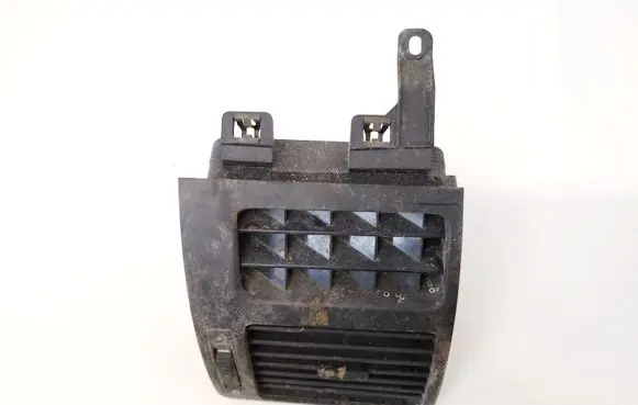 Volkswagen Touran I Dash center air vent grill 1T0819704A