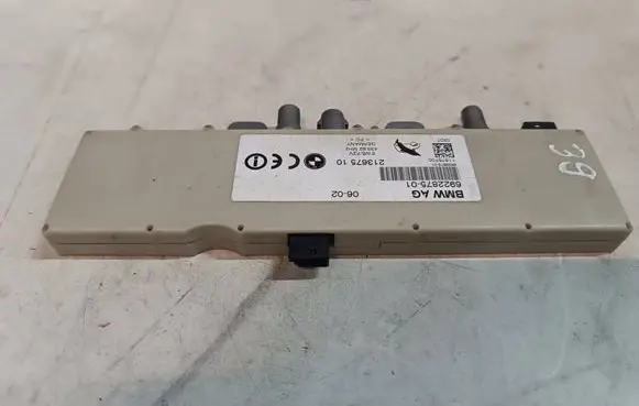 BMW 5 E39 Aerial antenna amplifier 6922875
