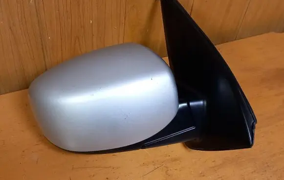 Hyundai i10 Front door electric wing mirror 