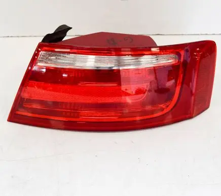 Audi A5 8T 8F Rear/tail lights 8T0945096