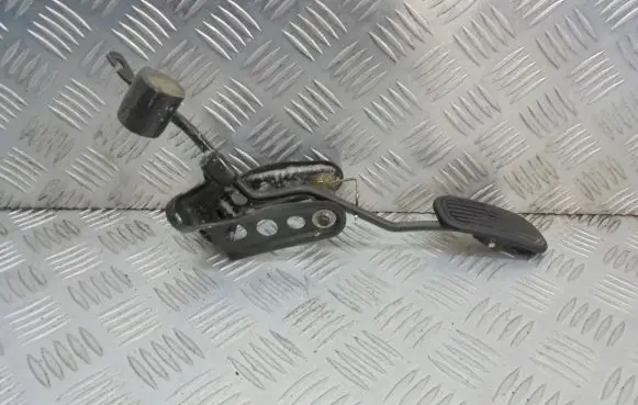 Toyota Yaris Accelerator throttle pedal