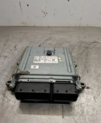 Mercedes-Benz E W211 Air conditioning (A/C) compressor (pump) A6421504377 0281013989