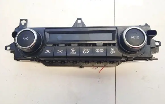 Toyota RAV 4 (XA40) Climate control unit