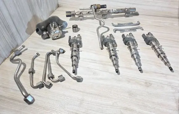 BMW 1 E81 E87 Fuel injection system set 7589048 7562473 10181010