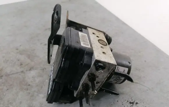 KIA Sportage ABS Pump 589203U940
