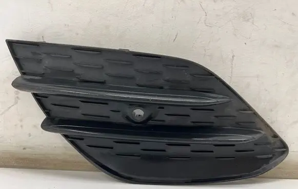 Mercedes-Benz CLA C118 X118 Front bumper lower grill A1188854301