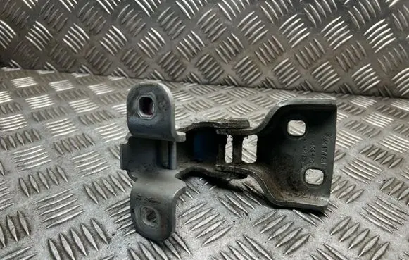 Opel Vivaro Front door upper hinge 311772M