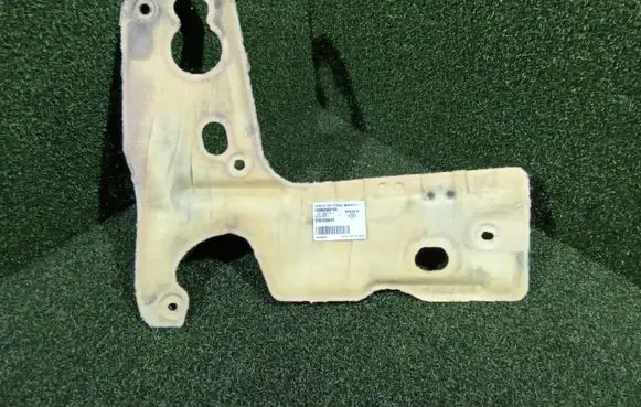 Renault Master III Engine bonnet/hood sound/heat insulation 679700001R