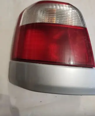 Subaru Forester SF Rear/tail lights
