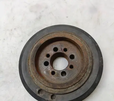 Audi A4 S4 B5 8D Crankshaft pulley 026105243