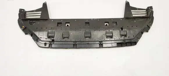 Opel Combo E Front bumper skid plate/under tray 9825323580