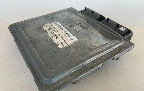 Audi Q5 SQ5 Engine control unit/module 06L907425C 80A906259A