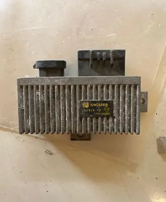 Renault Clio II Coolant fan relay 7700109860