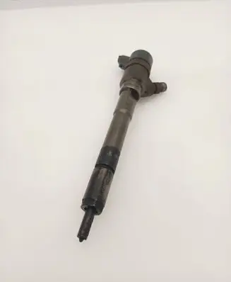 Fuel injector