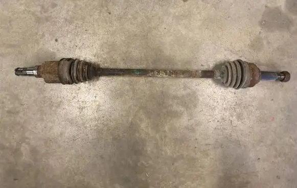 Chrysler Pacifica Rear driveshaft