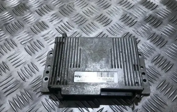 Renault Megane I Engine control unit/module 7700105157 HOM7700861151