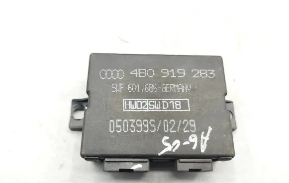 Audi A6 S6 C5 4B Parking PDC control unit/module 4B0919283 050399S 601686