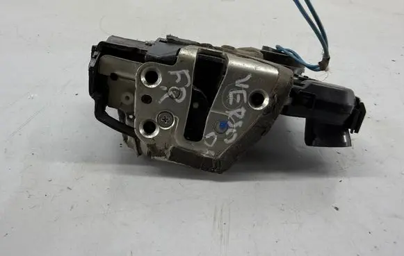 Front door lock