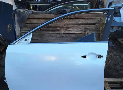 Nissan Altima Front door