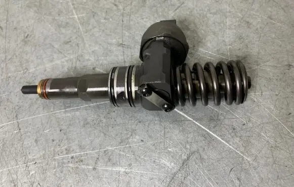 Seat Altea Fuel injector 038130073AG