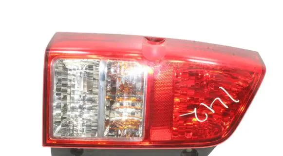 Nissan Pathfinder R51 Rear/tail lights