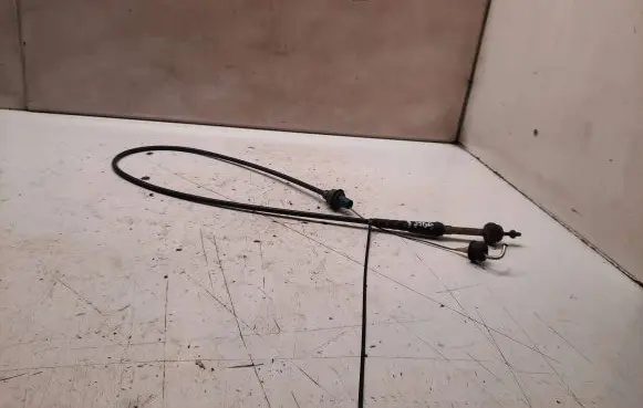 Volkswagen Golf II Throttle cable 171721555T