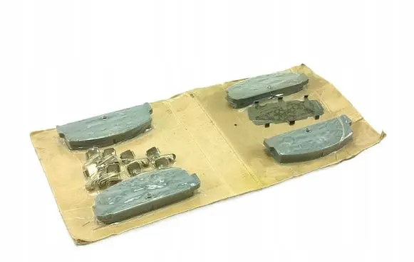 Mitsubishi Galant Brake pads (rear) MR389560